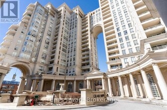 Building Photo - 2287-2287 Lake Shore Blvd W
