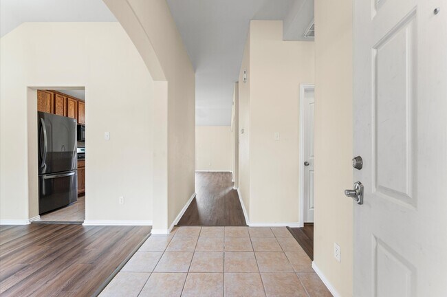 Building Photo - 32510 Rosella Ln