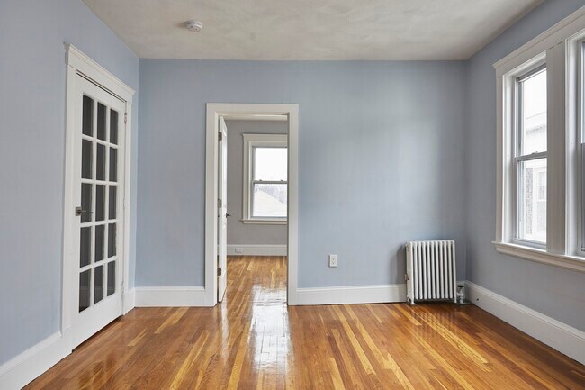 Foto del edificio - 52 Mansfield St
