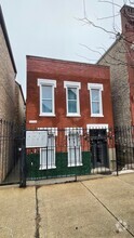 Building Photo - 1352 N Bosworth Ave