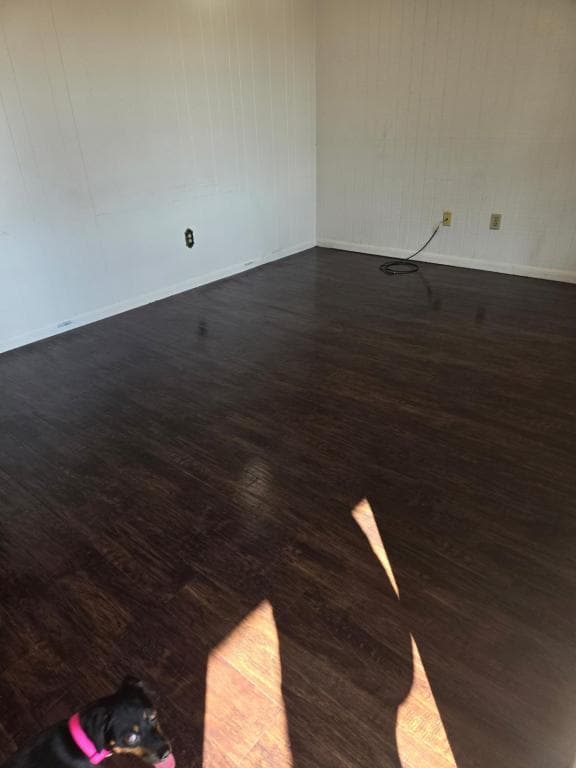 Building Photo - 1605 Saunders St