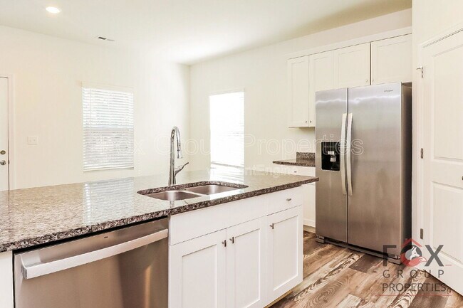 Building Photo - 125 Blackbeard Ln