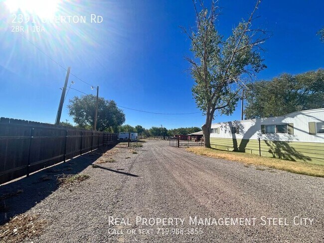 Building Photo - Spacious 2-Bed Home on Acreage in Peaceful...