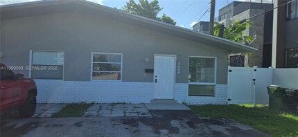 Building Photo - 1408 SW 9th Ave