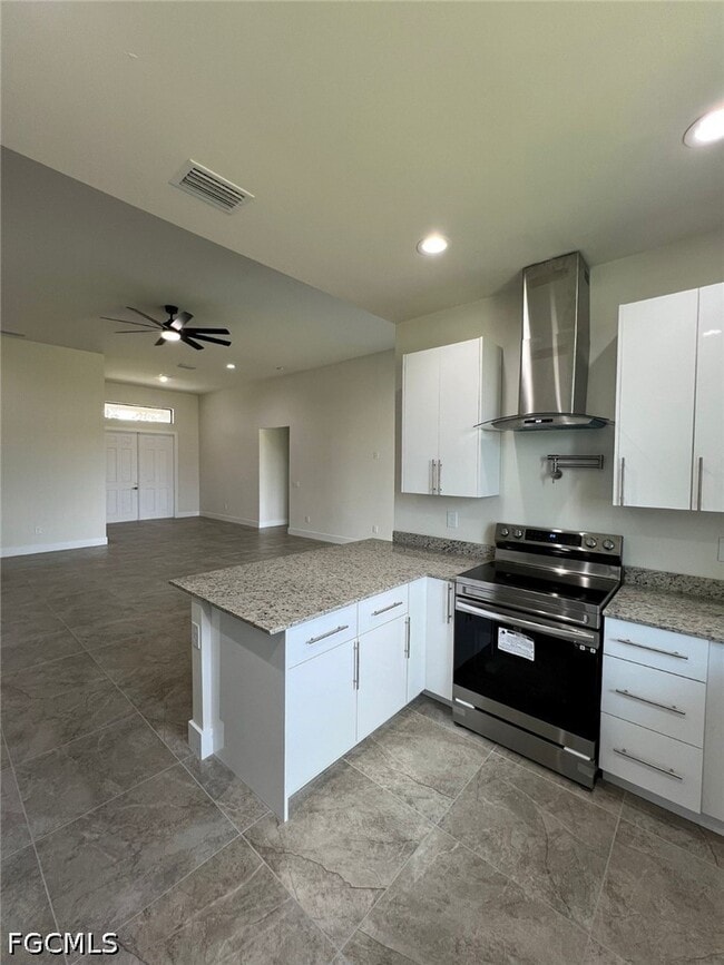 Building Photo - 1119 NW 28th Pl