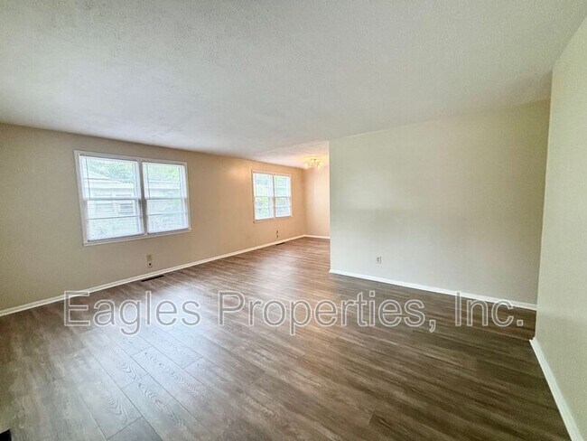 Foto del edificio - 405 Banks Ave