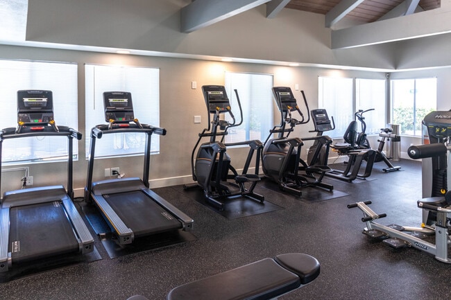 Building Photo - GATEWAY APARTMENTS