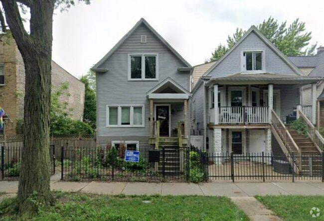 Building Photo - 4240 N Bernard St