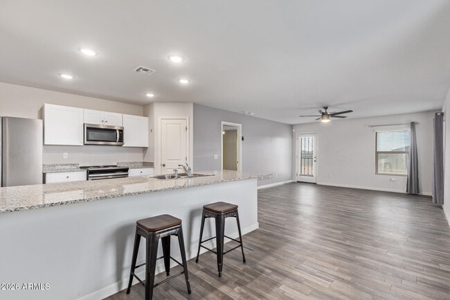 Building Photo - 3730 N Algodon Dr