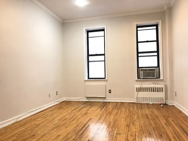 Primary Photo - 1582 1st Avenue