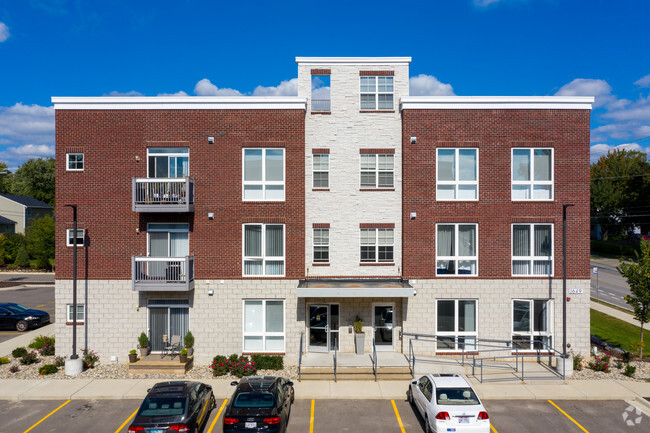 Building Photo - Maple Cove of Ann Arbor, Phase II