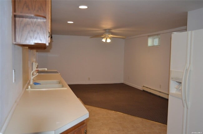 Building Photo - 203 Parkside Ave