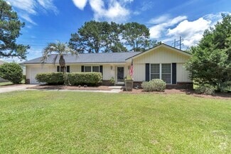 Building Photo - 22 Barksdale Dr