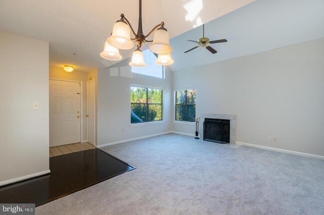 Building Photo - 13408 Shady Knoll Dr