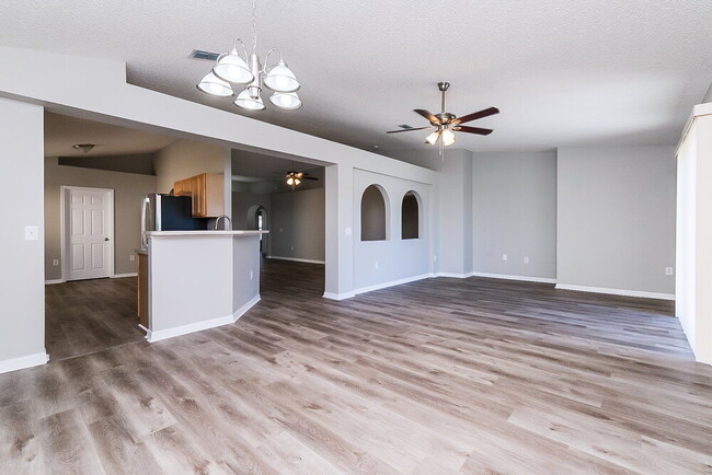 Foto del edificio - 12937 Lake Vista Dr