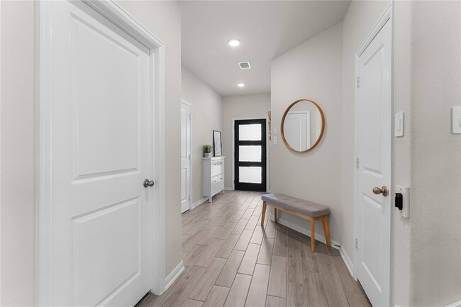 Foto del edificio - 1226 Tilia Crk Ln