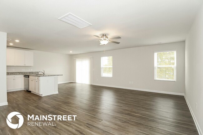 Building Photo - 4055 Meredith Woods Ln