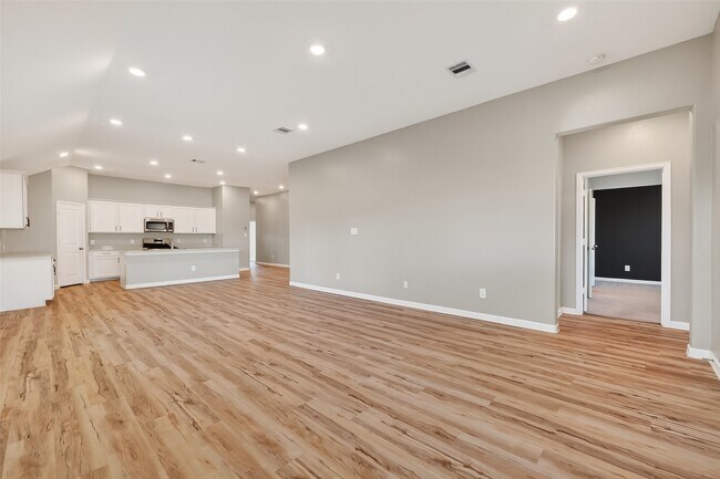 Foto del edificio - 5403 Tourmaline Wy