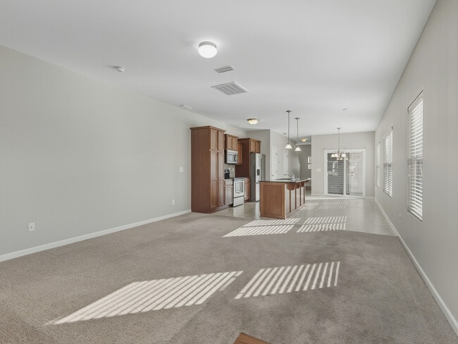 Building Photo - 608 Cahill Ln
