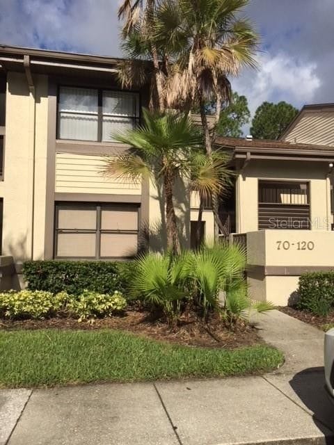 Building Photo - 70 Woodlake Pl