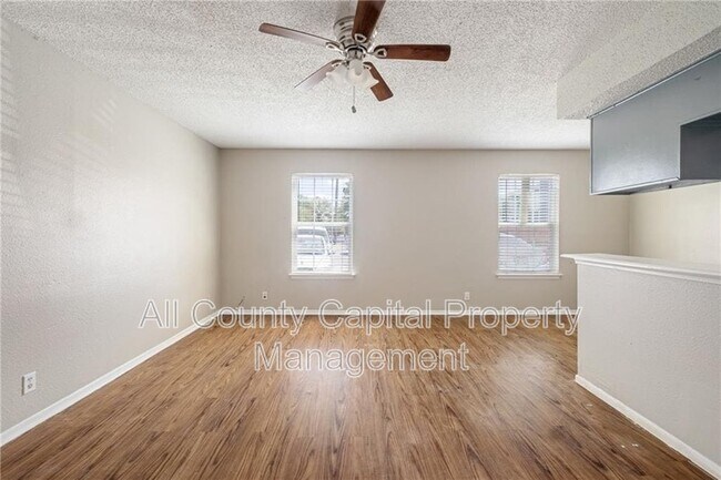 Foto del edificio - 6110 Wheless Cove