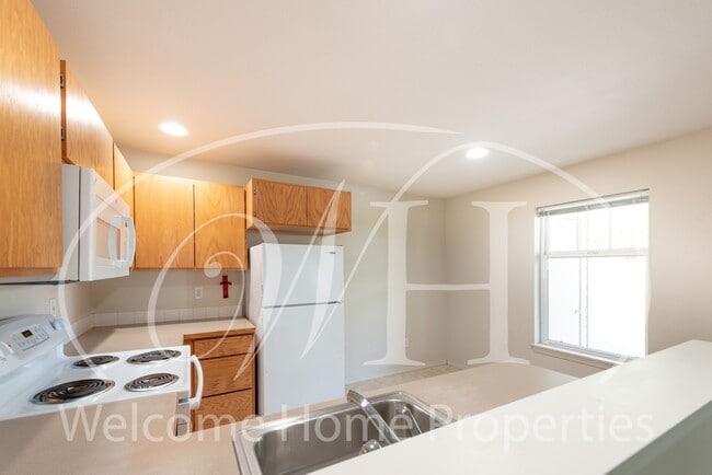 Foto del edificio - Newer Construction Condo Near WWU