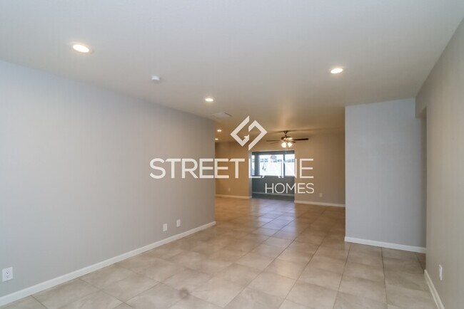 Building Photo - Charming 3 Bedroom in Phoenix!