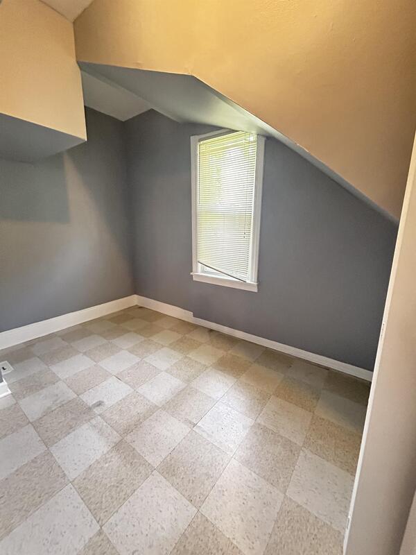 Building Photo - 8362 S Brandon Ave