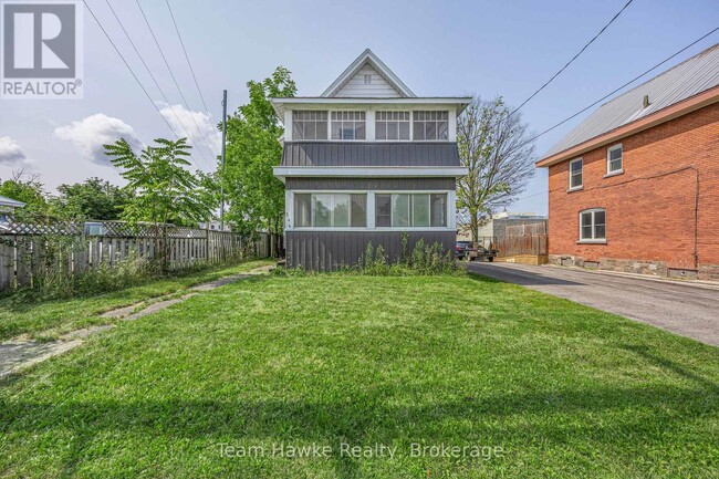 Building Photo - 344 Midland Ave