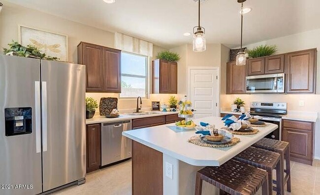 Building Photo - 1594 E Kingman Pl