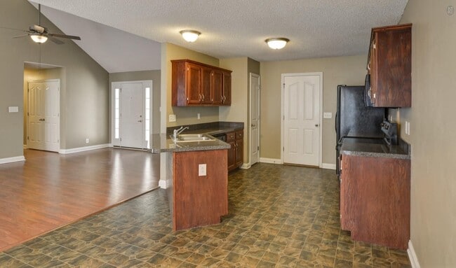 Foto del edificio - 3649 S Naples Ct