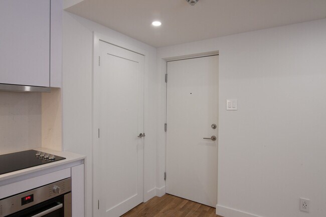 Photo du bâtiment - 2105 Rue Chomedey