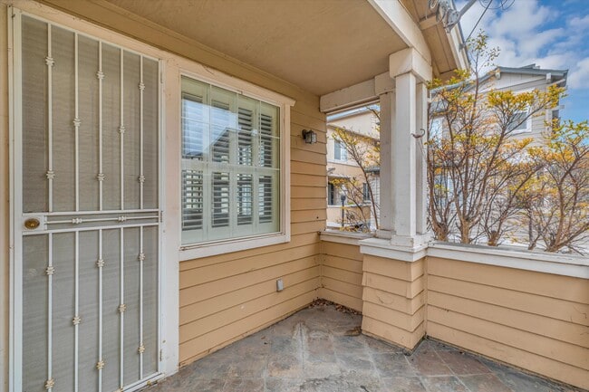 Building Photo - 5175 Trinity Park Dr