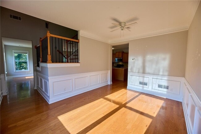 Building Photo - 5930 Falls Landing Dr