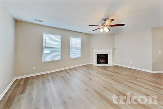 Foto del edificio - 5004 Millpond Ct