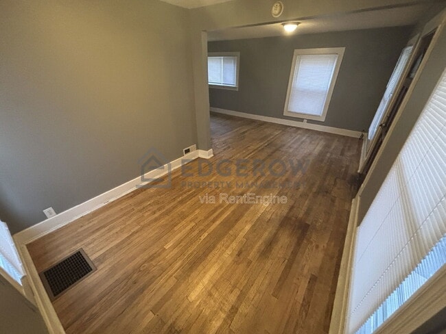 Foto del edificio - 1520 Quarry Ave NW