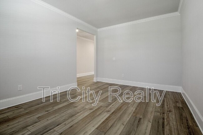 Building Photo - 602 Skye Ct