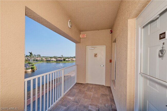 Building Photo - 14817 Laguna Dr