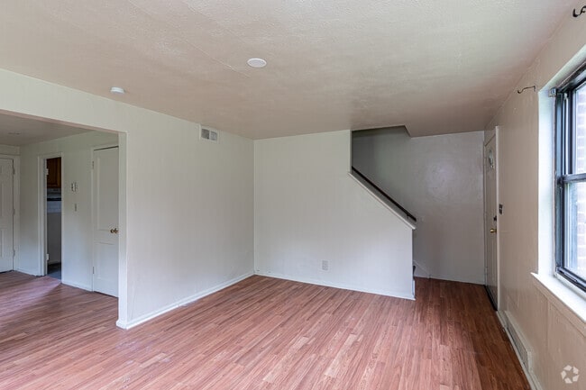 2HAB, 1BA - Sala de estar - Woodland Village Townhouses