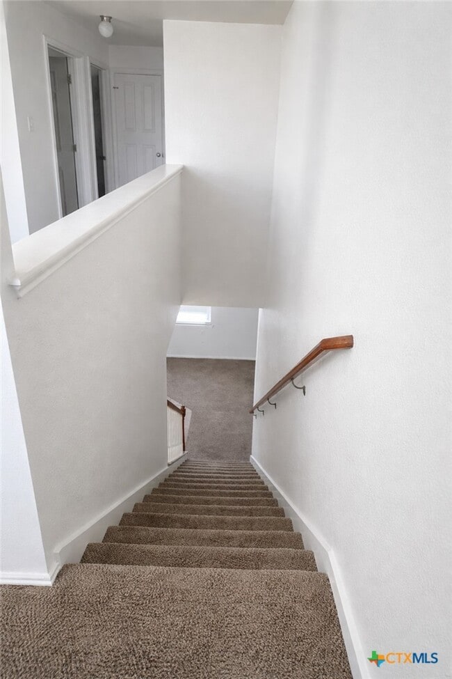 Foto del edificio - 2308 Isabelle Dr