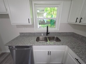 Building Photo - 4931 Cosby St