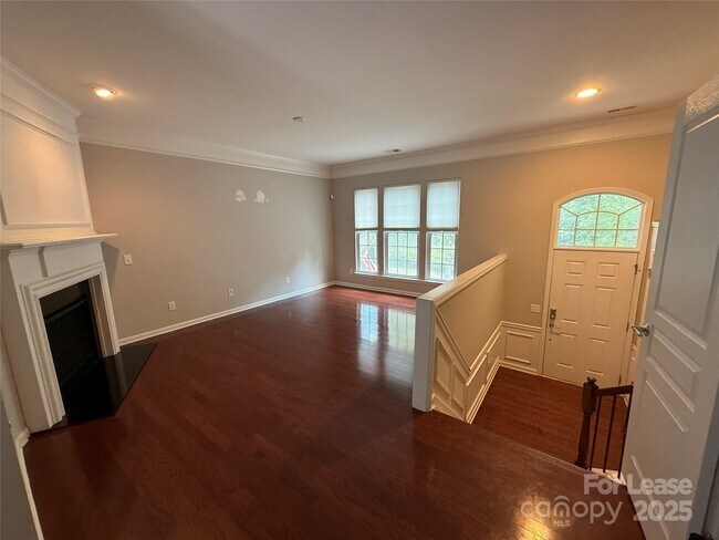 Building Photo - 1134 Drayton Ct