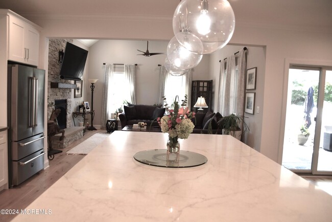 Foto del edificio - 317 River Ave
