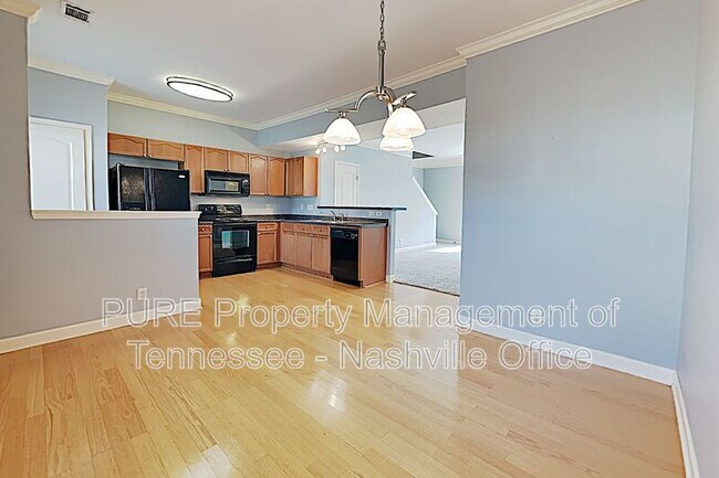 Building Photo - 735 Tulip Grove Rd