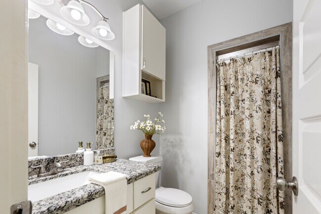 Foto del edificio - 1503 W Heritage Dr