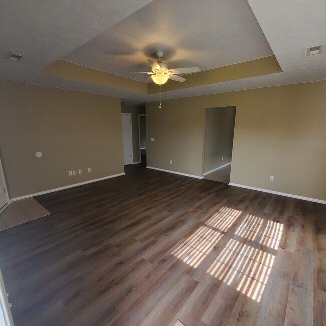 sala de estar - 4361 W La Siesta St