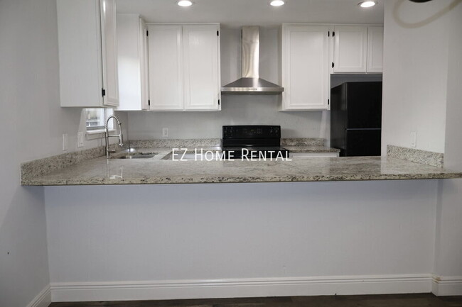 Foto del edificio - Welcome Home to a updated 2-Bedroom, 1.5-B...