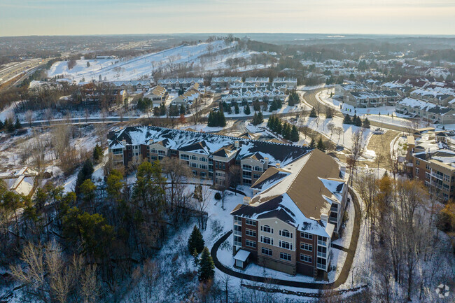 Foto del edificio - Chateau Ridge Condominiums