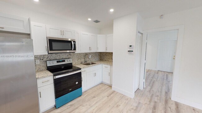 Foto del edificio - 2392 NW 9th St