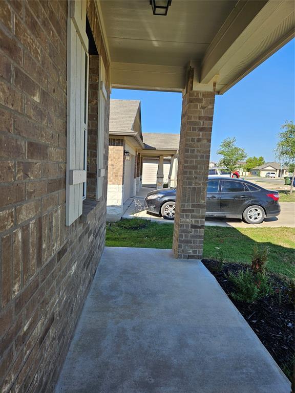 Foto del edificio - 110 Marimoor Dr